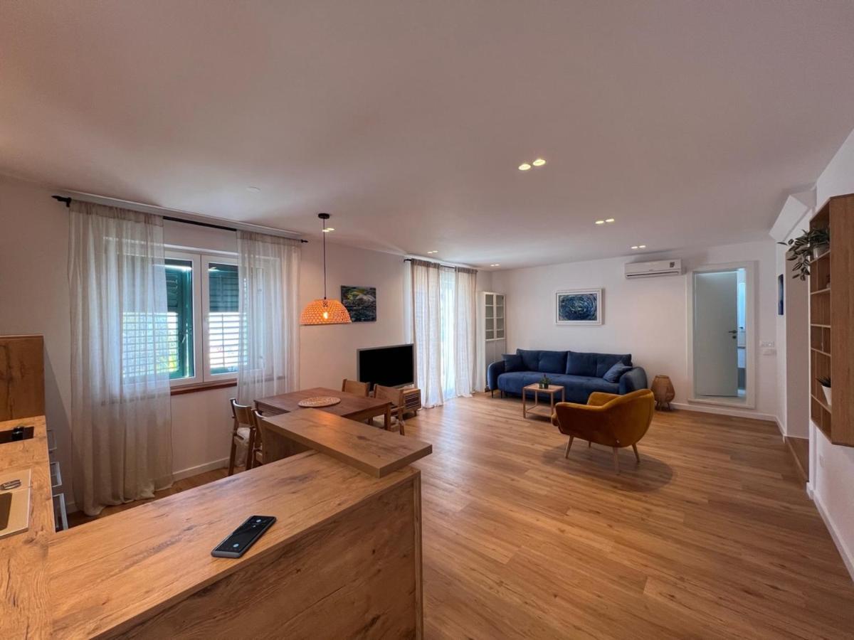 Beachfront Comfort Apartment Nives 투체피 외부 사진
